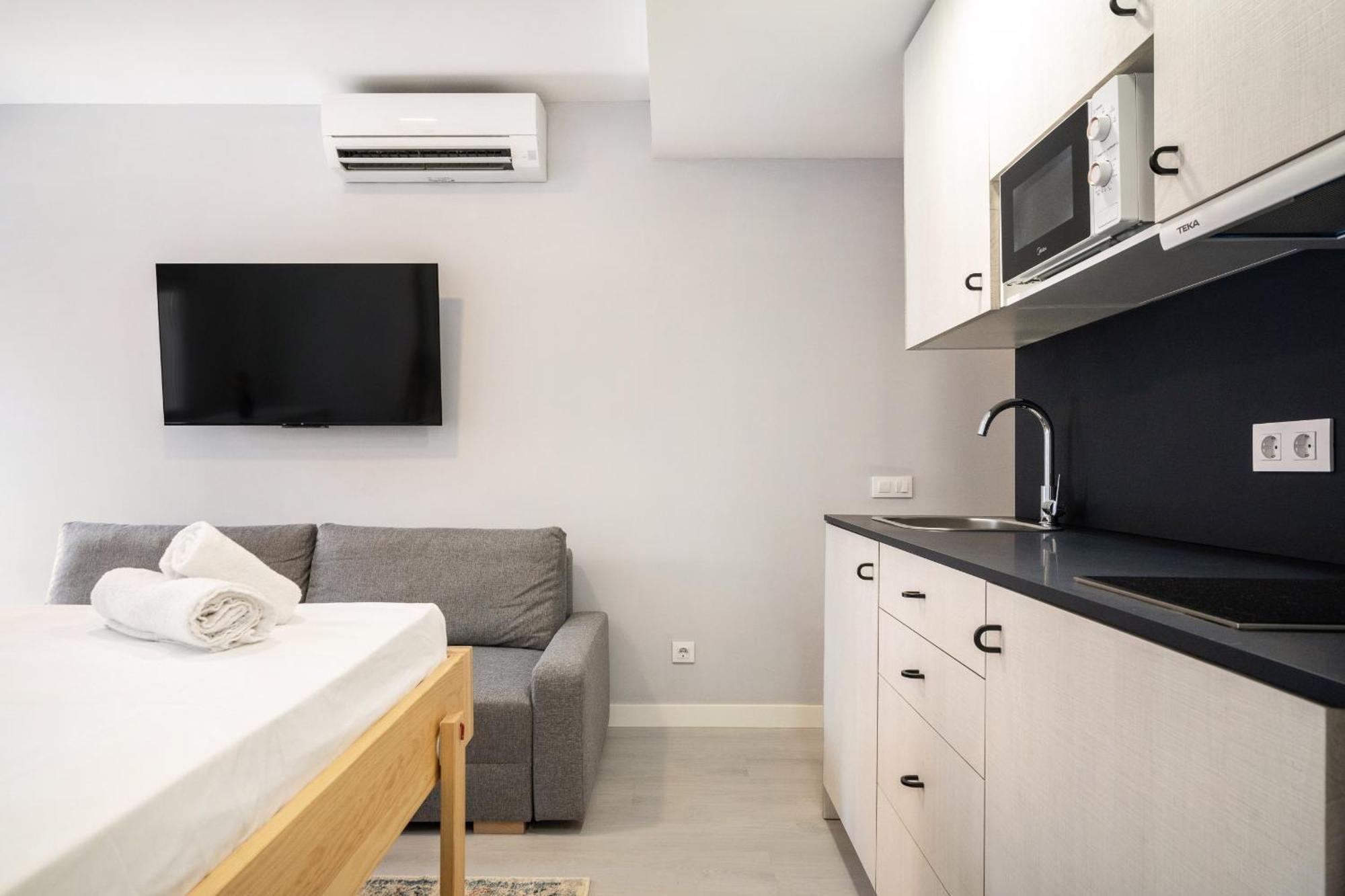 Madrid Riverside Studios Con Parking Incluido Alquiler Temporal Exterior foto